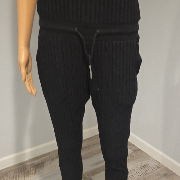 Puma Black Ribbed Joggers - Picture 8 of 12